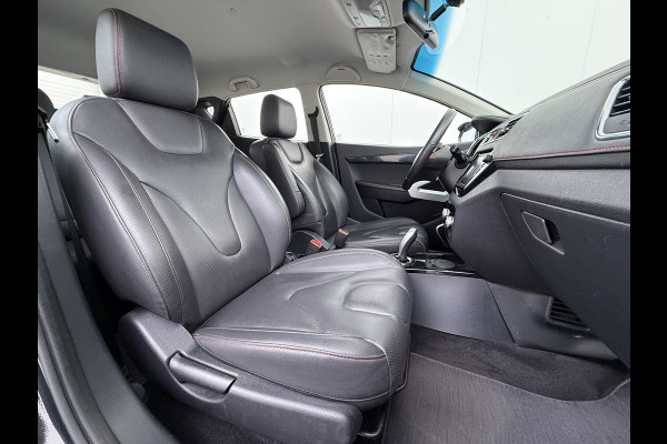 Jac iEV7 S 39kWh Automaat Leder 360°Camera Navi via Apple Carplay Android Auto Ecc Cruise Control Pdc Stoelverwarming Lmv Isofix Bluetooth Complete en Compacte EV