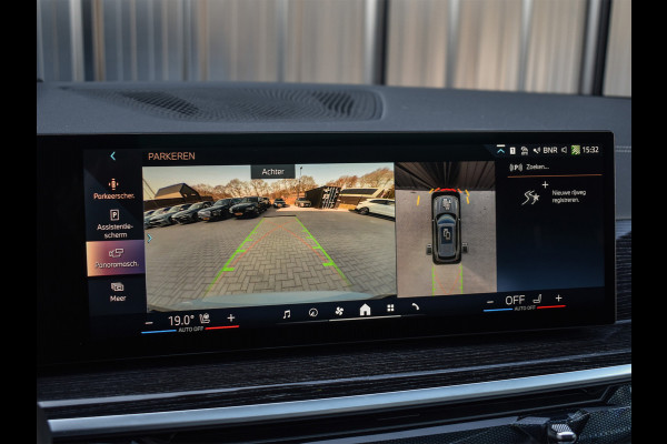 BMW X5 xDrive50e 490pk M Sport Pro | Panorama dak | Luchtvering | Comfort Access | Soft Close | Trekhaak | Shadowline Lights | Comfort Seats | 4-Zone Climate | Driving Assistant Prof. | Harman/Kardon | Ambient Ai