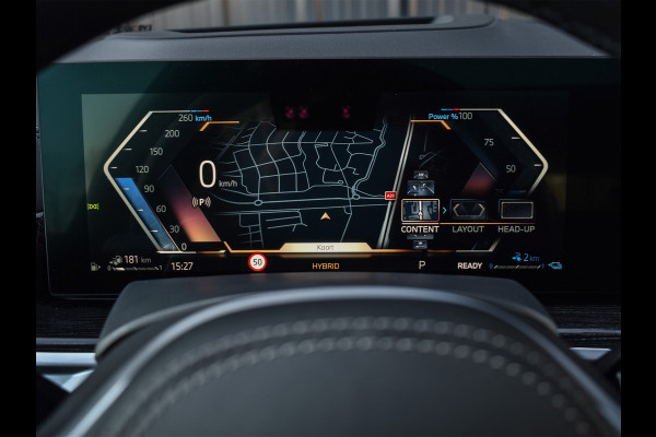 BMW X5 xDrive50e 490pk M Sport Pro | Panorama dak | Luchtvering | Comfort Access | Soft Close | Trekhaak | Shadowline Lights | Comfort Seats | 4-Zone Climate | Driving Assistant Prof. | Harman/Kardon | Ambient Ai