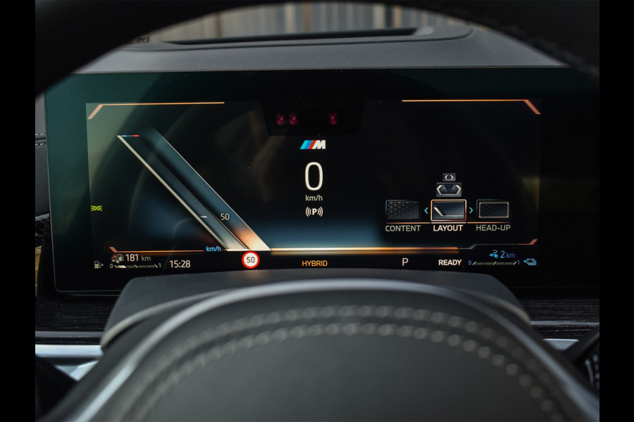 BMW X5 xDrive50e 490pk M Sport Pro | Panorama dak | Luchtvering | Comfort Access | Soft Close | Trekhaak | Shadowline Lights | Comfort Seats | 4-Zone Climate | Driving Assistant Prof. | Harman/Kardon | Ambient Ai