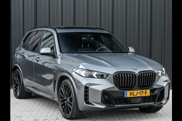 BMW X5 xDrive50e 490pk M Sport Pro | Panorama dak | Luchtvering | Comfort Access | Soft Close | Trekhaak | Shadowline Lights | Comfort Seats | 4-Zone Climate | Driving Assistant Prof. | Harman/Kardon | Ambient Ai