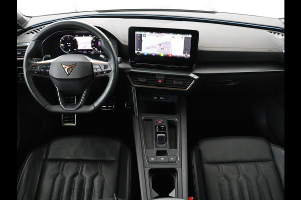 CUPRA Leon 1.4 eHybrid | Panoramadak | Stoelverwarming | Leder | Carplay | Adaptive cruise | Camera | Navigatie | Park Assist | Sportstoelen | Full LED | Sfeerverlichting | PHEV | Plug In