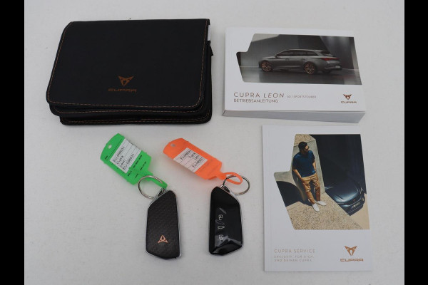 CUPRA Leon 1.4 eHybrid | Panoramadak | Stoelverwarming | Leder | Carplay | Adaptive cruise | Camera | Navigatie | Park Assist | Sportstoelen | Full LED | Sfeerverlichting | PHEV | Plug In