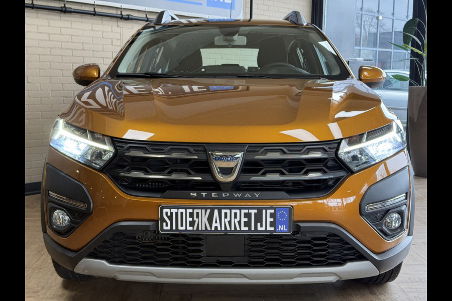 Dacia SANDERO Stepway 1.0 TCe 90 AUT Comfort | Navi | Camera | Clima | Carplay | Cruise control | PDC | LED | 100% Dealer onderhouden!