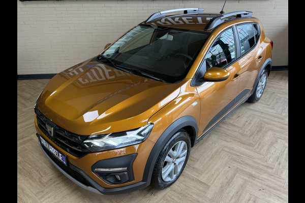 Dacia SANDERO Stepway 1.0 TCe 90 AUT Comfort | Navi | Camera | Clima | Carplay | Cruise control | PDC | LED | 100% Dealer onderhouden!