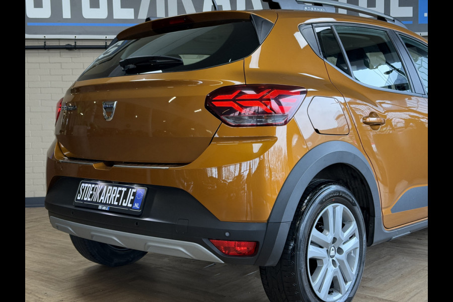 Dacia SANDERO Stepway 1.0 TCe 90 AUT Comfort | Navi | Camera | Clima | Carplay | Cruise control | PDC | LED | 100% Dealer onderhouden!