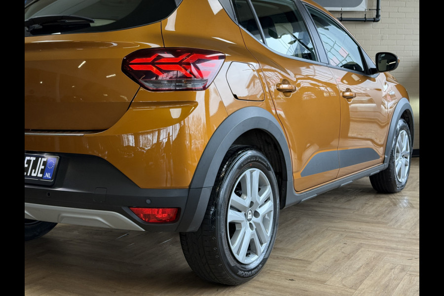 Dacia SANDERO Stepway 1.0 TCe 90 AUT Comfort | Navi | Camera | Clima | Carplay | Cruise control | PDC | LED | 100% Dealer onderhouden!