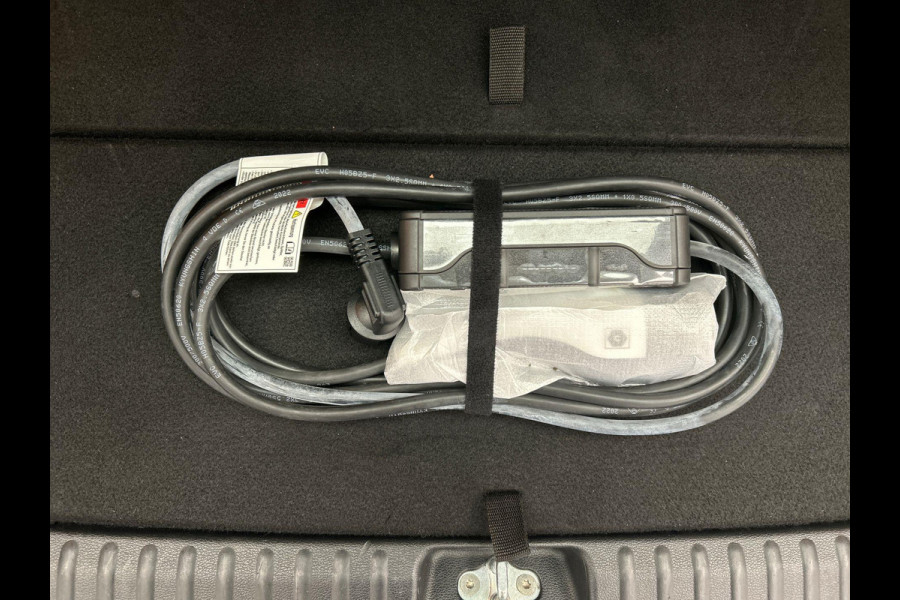 Kia Ceed Sportswagon 1.6 GDI PHEV DynamicLine | Adaptieve Cruise | Keyless Stoel/Stuur Verwarming Lane Assist Camera Carplay