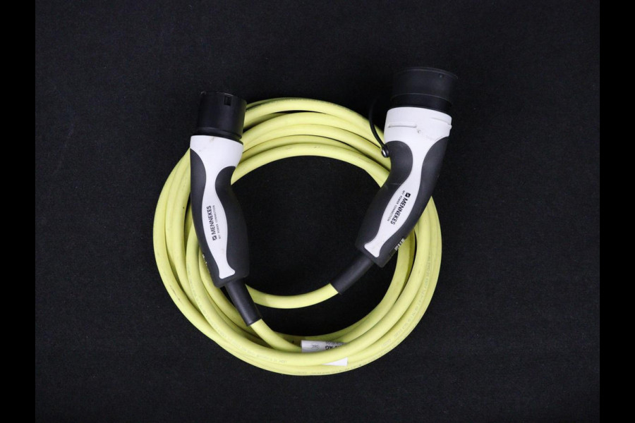 Volkswagen ID.3 Business 58 kWh | Stoel & stuurverwarming | Matrix LED | Carplay | Camera | Adaptive cruise | Keyless | Navigatie | Parkeerhulp | Bluetooth