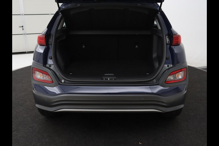 Hyundai Kona EV Comfort 64 kWh | SOH 100% | 3 Fase | Adaptive cruise | Krell Audio | Warmtepomp | Keyless | Camera | Carplay | Navigatie
