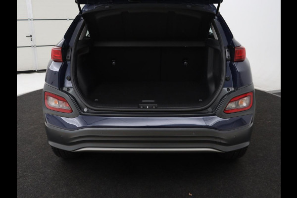 Hyundai Kona EV Comfort 64 kWh | SOH 100% | 3 Fase | Adaptive cruise | Krell Audio | Warmtepomp | Keyless | Camera | Carplay | Navigatie