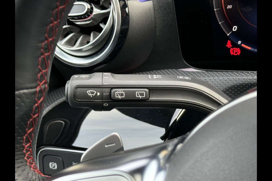 Mercedes-Benz CLA-Klasse Shooting Brake 250 e AMG Line | Pano | Trekhaak | Ambient Light | Camera | LED | 19 inch