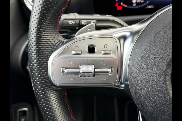 Mercedes-Benz CLA-Klasse Shooting Brake 250 e AMG Line | Pano | Trekhaak | Ambient Light | Camera | LED | 19 inch