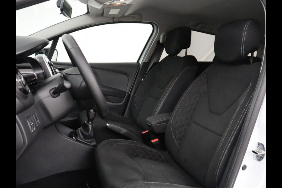 Renault Clio 0.9 TCe Limited | Navigatie | Airco | Cruise control | Keyless | Parkeerhulp | Bluetooth | DAB+ | Lichtmetalen velgen