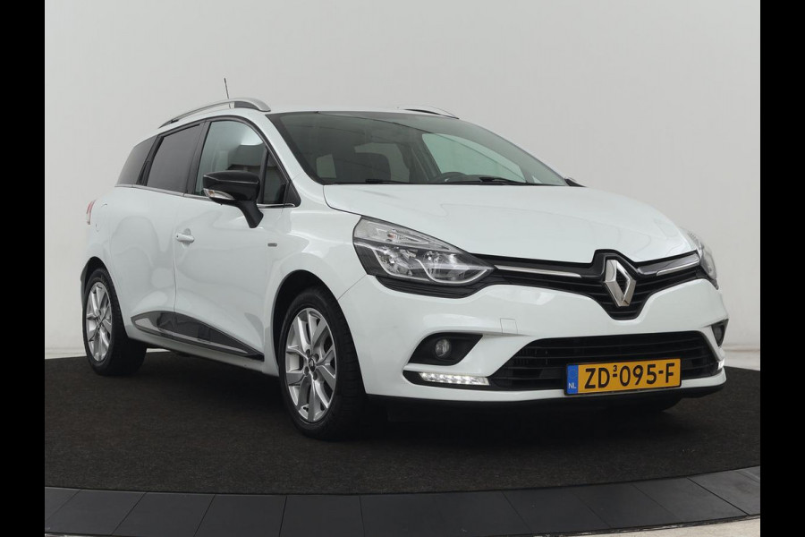Renault Clio 0.9 TCe Limited | Navigatie | Airco | Cruise control | Keyless | Parkeerhulp | Bluetooth | DAB+ | Lichtmetalen velgen