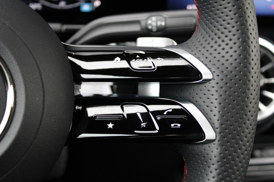 Mercedes-Benz GLA 250 e Business Solution AMG | AMG | FACELIFT | PANO | CARBON | KEYLESS | DODEHOEK |