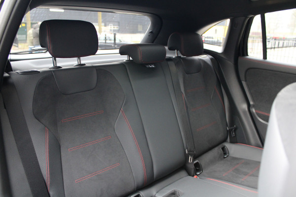 Mercedes-Benz GLA 250 e Business Solution AMG | AMG | FACELIFT | PANO | CARBON | KEYLESS | DODEHOEK |