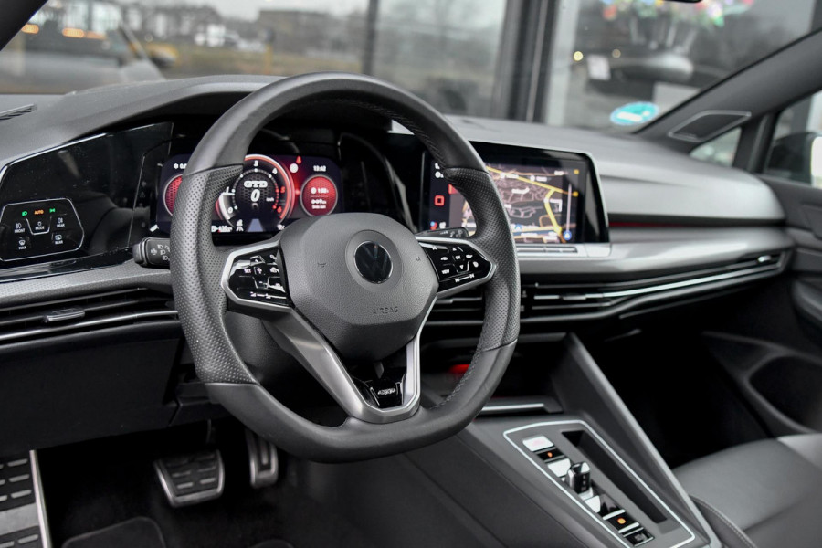 Volkswagen Golf 2.0 GTD. Leder, Koeling, Memory, HUD, Keyless, Camera, H/K, ACC, Stuurvw, IQ Light, Trekh, Sfeer, CarPlay!