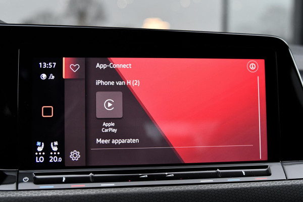 Volkswagen Golf 2.0 GTD. Leder, Koeling, Memory, HUD, Keyless, Camera, H/K, ACC, Stuurvw, IQ Light, Trekh, Sfeer, CarPlay!