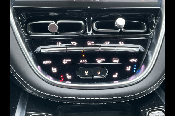 Aston Martin Dbx 4.0 V8 360° Memory Stoelverw/koeling Sfeerverl Pano Lightning Silver