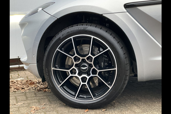 Aston Martin Dbx 4.0 V8 360° Memory Stoelverw/koeling Sfeerverl Pano Lightning Silver