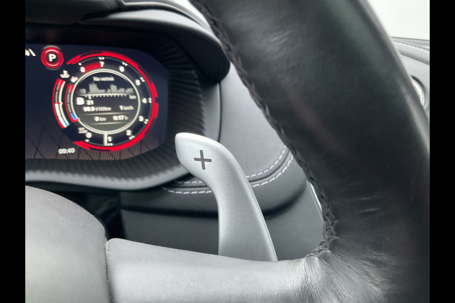 Aston Martin Dbx 4.0 V8 360° Memory Stoelverw/koeling Sfeerverl Pano Lightning Silver