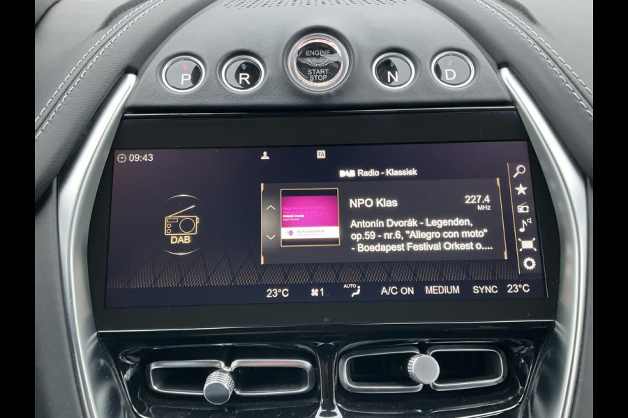 Aston Martin Dbx 4.0 V8 360° Memory Stoelverw/koeling Sfeerverl Pano Lightning Silver