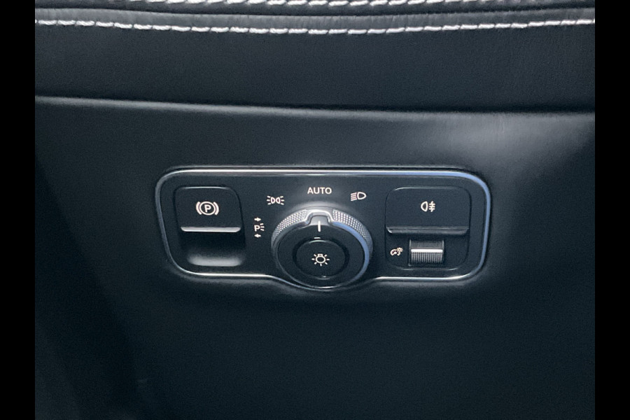 Aston Martin Dbx 4.0 V8 360° Memory Stoelverw/koeling Sfeerverl Pano Lightning Silver