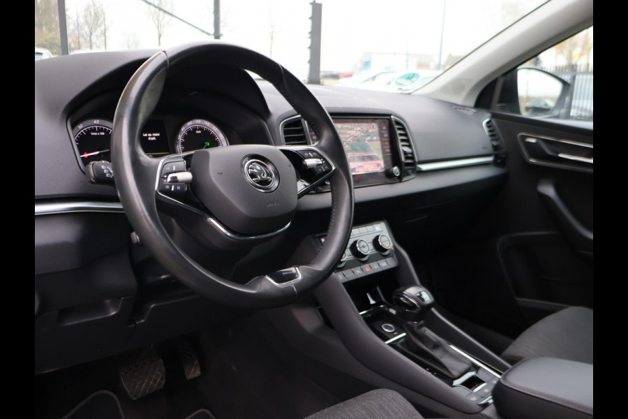 Škoda Karoq 1.5 TSI ACT 150 PK AUT. + WEGKL. TREKHAAK | CANTON | ADAPTIVE CRUISE | STOELVERW. | CAMERA