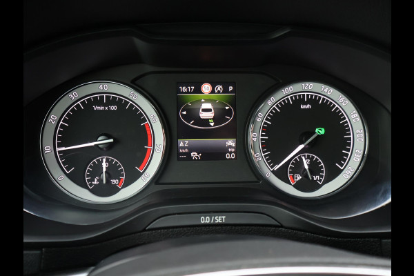 Škoda Karoq 1.5 TSI ACT 150 PK AUT. + WEGKL. TREKHAAK | CANTON | ADAPTIVE CRUISE | STOELVERW. | CAMERA