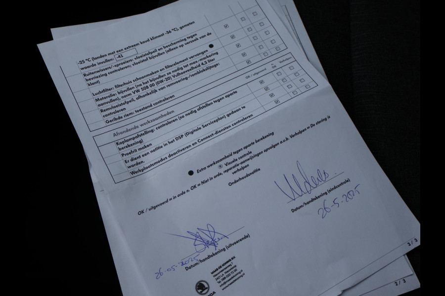 Škoda Karoq 1.5 TSI ACT 150 PK AUT. + WEGKL. TREKHAAK | CANTON | ADAPTIVE CRUISE | STOELVERW. | CAMERA