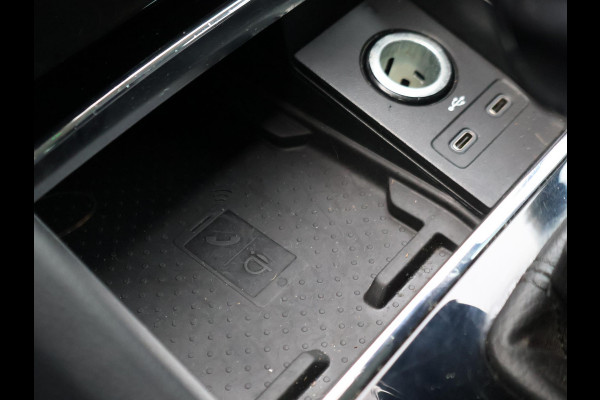 Škoda Karoq 1.5 TSI ACT 150 PK AUT. + WEGKL. TREKHAAK | CANTON | ADAPTIVE CRUISE | STOELVERW. | CAMERA