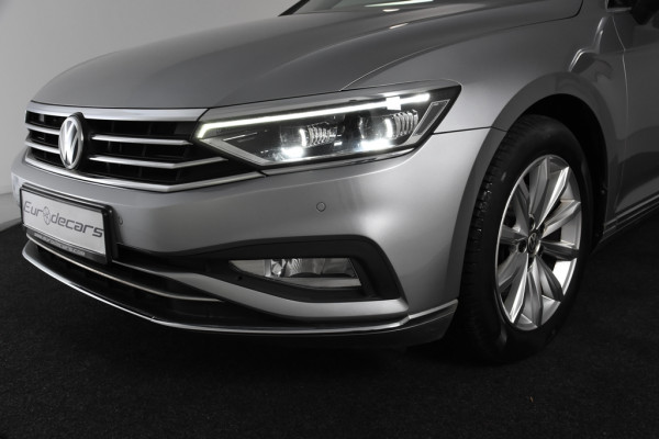 Volkswagen Passat Variant 1.5 TSI Elegance *1ste Eigenaar*Leer*Panoramadak*Trekhaak*