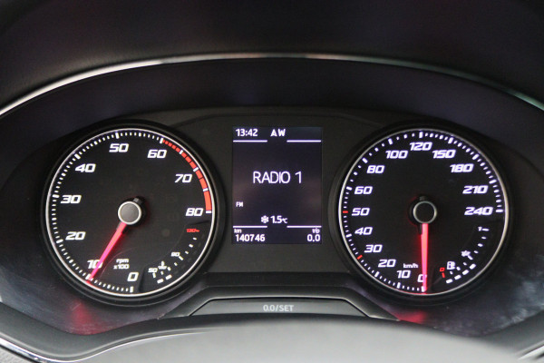 Seat Ibiza 1.0 TSI FR Business Intense Navigatie, Camera, Apple CarPlay, Climate, ACC, 17"