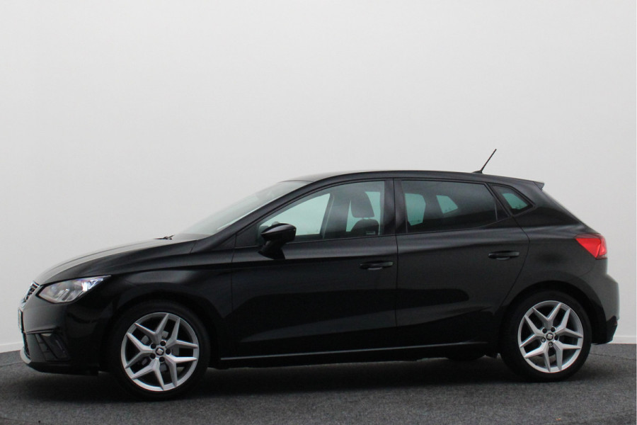 Seat Ibiza 1.0 TSI FR Business Intense Navigatie, Camera, Apple CarPlay, Climate, ACC, 17"