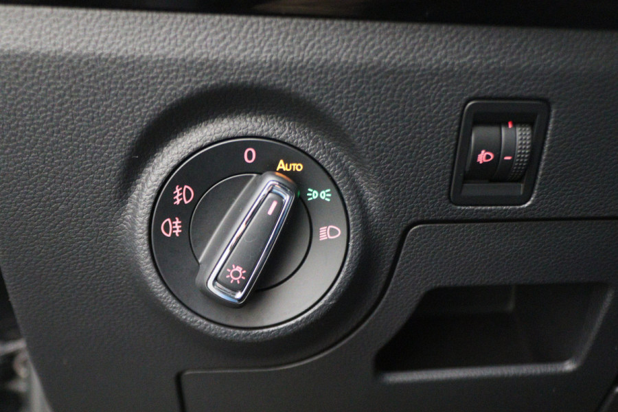 Seat Ibiza 1.0 TSI FR Business Intense Navigatie, Camera, Apple CarPlay, Climate, ACC, 17"