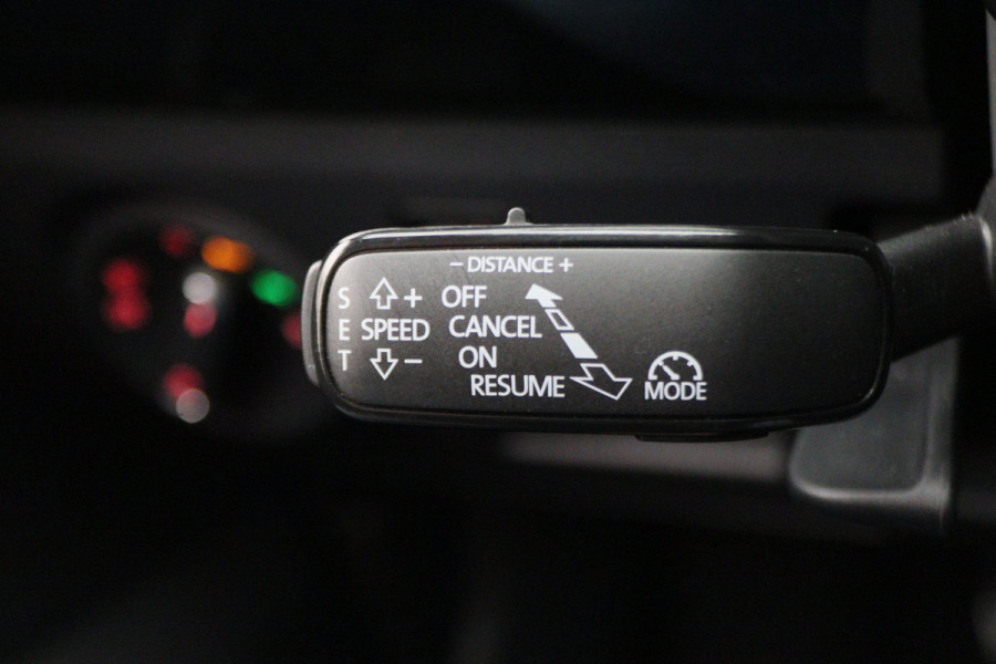 Seat Ibiza 1.0 TSI FR Business Intense Navigatie, Camera, Apple CarPlay, Climate, ACC, 17"