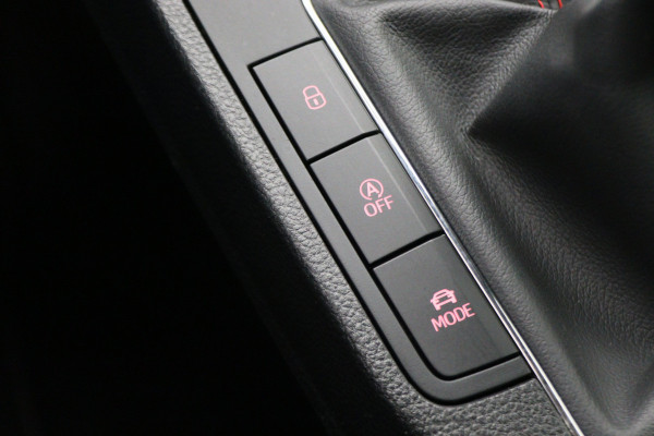 Seat Ibiza 1.0 TSI FR Business Intense Navigatie, Camera, Apple CarPlay, Climate, ACC, 17"