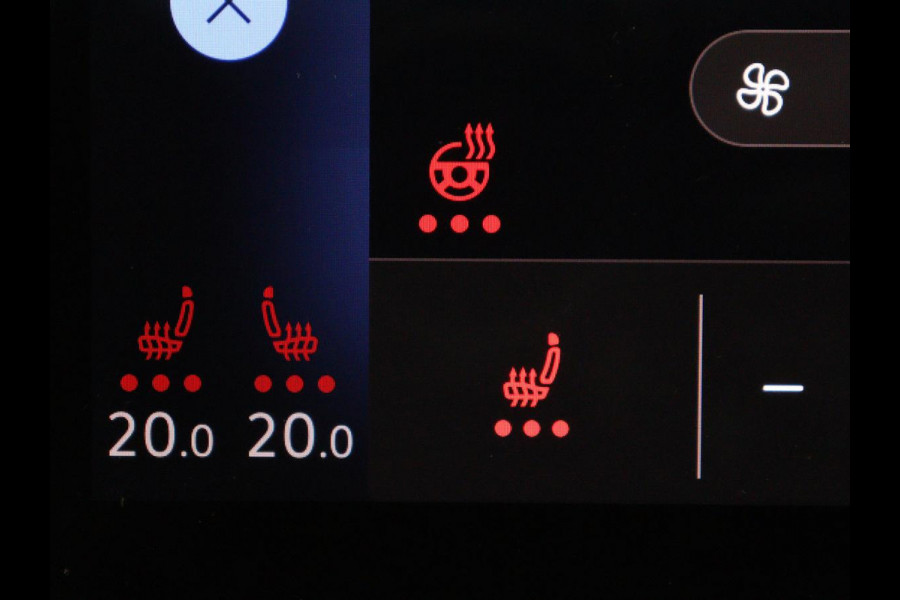 Volkswagen ID.3 First Plus 58 kWh | Stoel & stuurverwarming | Camera | Adaptive cruise | Sfeerverlichting | Carplay | Navigatie | Matrix LED | Parkeerhulp | Sfeerverlichting | Climate control
