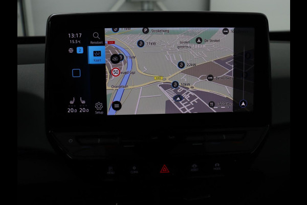 Volkswagen ID.3 First Plus 58 kWh | Stoel & stuurverwarming | Camera | Adaptive cruise | Sfeerverlichting | Carplay | Navigatie | Matrix LED | Parkeerhulp | Sfeerverlichting | Climate control