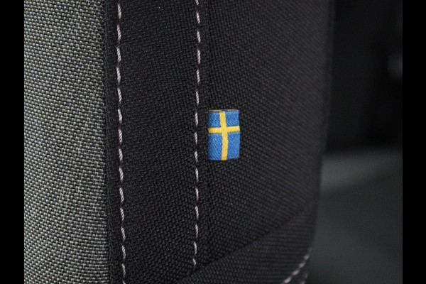 Volvo XC40 1.5 T4 Recharge Inscription Expression | Trekhaak | Camera | Carplay | Navigatie | Full LED | Keyless | Parkeerhulp | Cruise control | Climate control | PHEV | Plug In