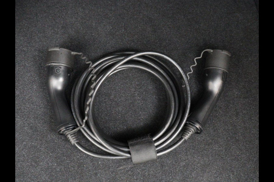 Volvo XC40 1.5 T4 Recharge Inscription Expression | Trekhaak | Camera | Carplay | Navigatie | Full LED | Keyless | Parkeerhulp | Cruise control | Climate control | PHEV | Plug In