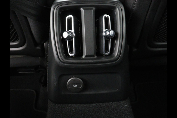 Volvo XC40 1.5 T4 Recharge Inscription Expression | Trekhaak | Camera | Carplay | Navigatie | Full LED | Keyless | Parkeerhulp | Cruise control | Climate control | PHEV | Plug In