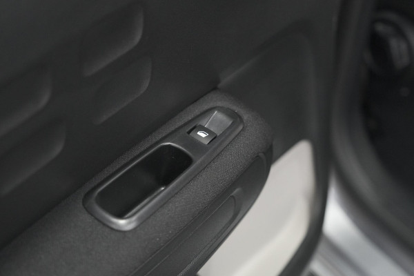 Citroën C3 PureTech 110 EAT6 Max | Camera | Parkeersensoren | Navigatie | Apple Carplay