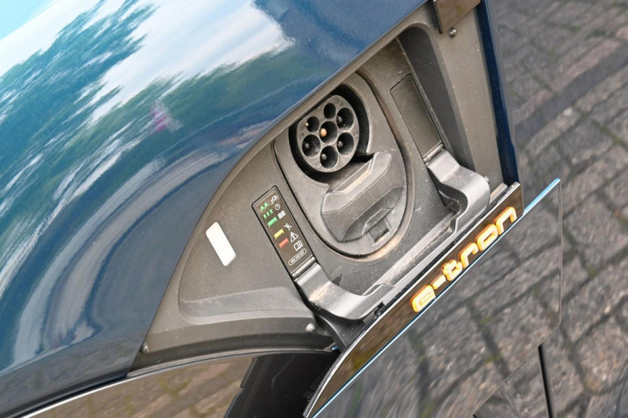 Audi e-tron 55 Quattro 1st Edition PANO Leder MirrorCam '18