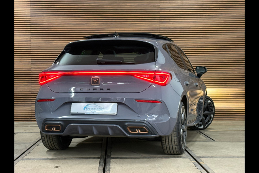 CUPRA Leon 1.4 e-Hybrid 245PK | VZ Copper Edition | Pano | Full Led | Safe & Driving package XL | Vision Plus pack | Ambient |