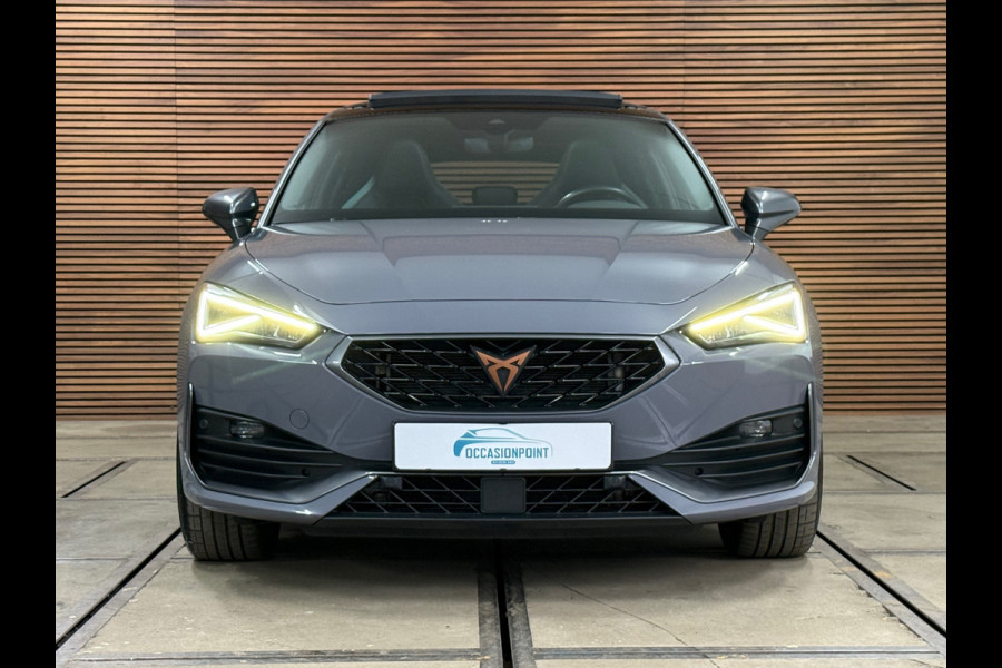 CUPRA Leon 1.4 e-Hybrid 245PK | VZ Copper Edition | Pano | Full Led | Safe & Driving package XL | Vision Plus pack | Ambient |