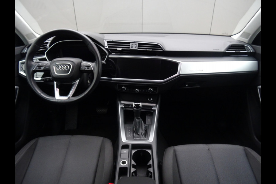 Audi Q3 35 TFSI Pro Line * CARPLAY * STOELVERW. * EYE CATCHER !!