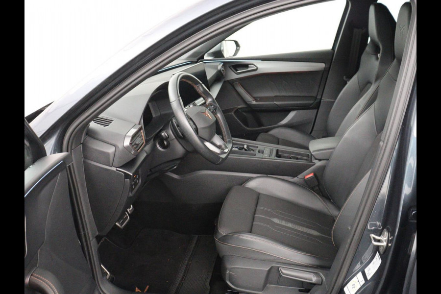 CUPRA Leon 1.4 eHybrid | Stoelverwarming | Adaptive cruise | Navigatie | Sportstoelen | Stuurverwarming | Parkeerhulp | Full LED | Keyless | Half leder | PHEV | Plug In