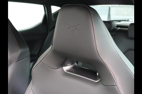 CUPRA Leon 1.4 eHybrid | Stoelverwarming | Adaptive cruise | Navigatie | Sportstoelen | Stuurverwarming | Parkeerhulp | Full LED | Keyless | Half leder | PHEV | Plug In